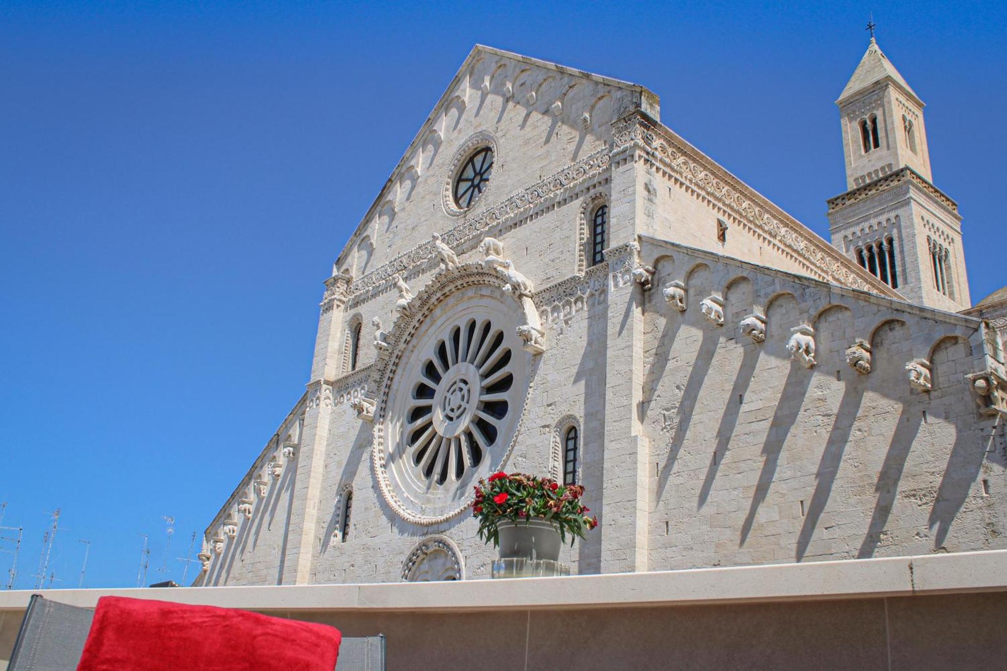 Vista Cattedrale - Super Attico Nel Centro Storico Бари Екстериор снимка