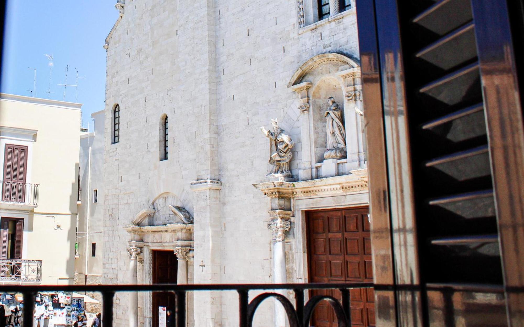 Vista Cattedrale - Super Attico Nel Centro Storico Бари Екстериор снимка