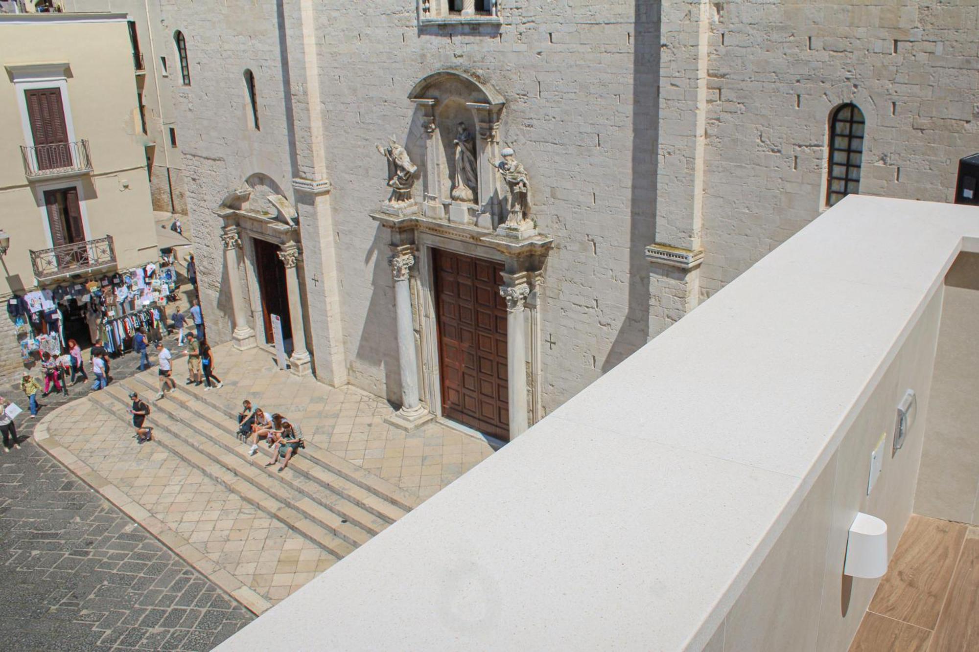 Vista Cattedrale - Super Attico Nel Centro Storico Бари Екстериор снимка